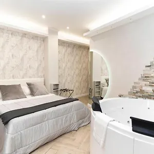 silver-suite-coliseum.it-romehotels.com/