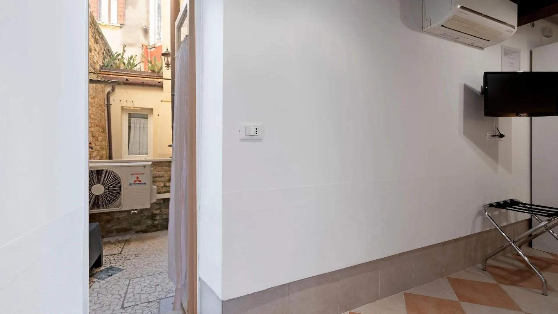 Apartment Fenix Colombina In Biennale - Your Little House Venice